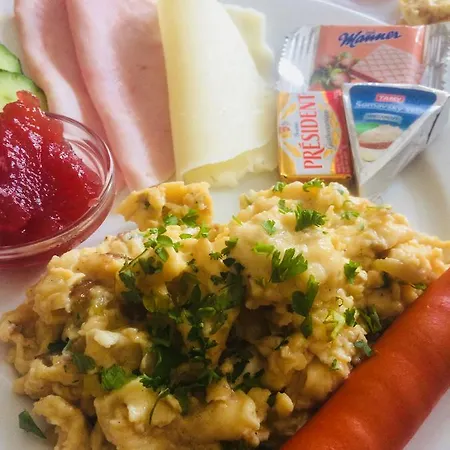 Bed & Breakfast Areal Letnich Sportu 3*